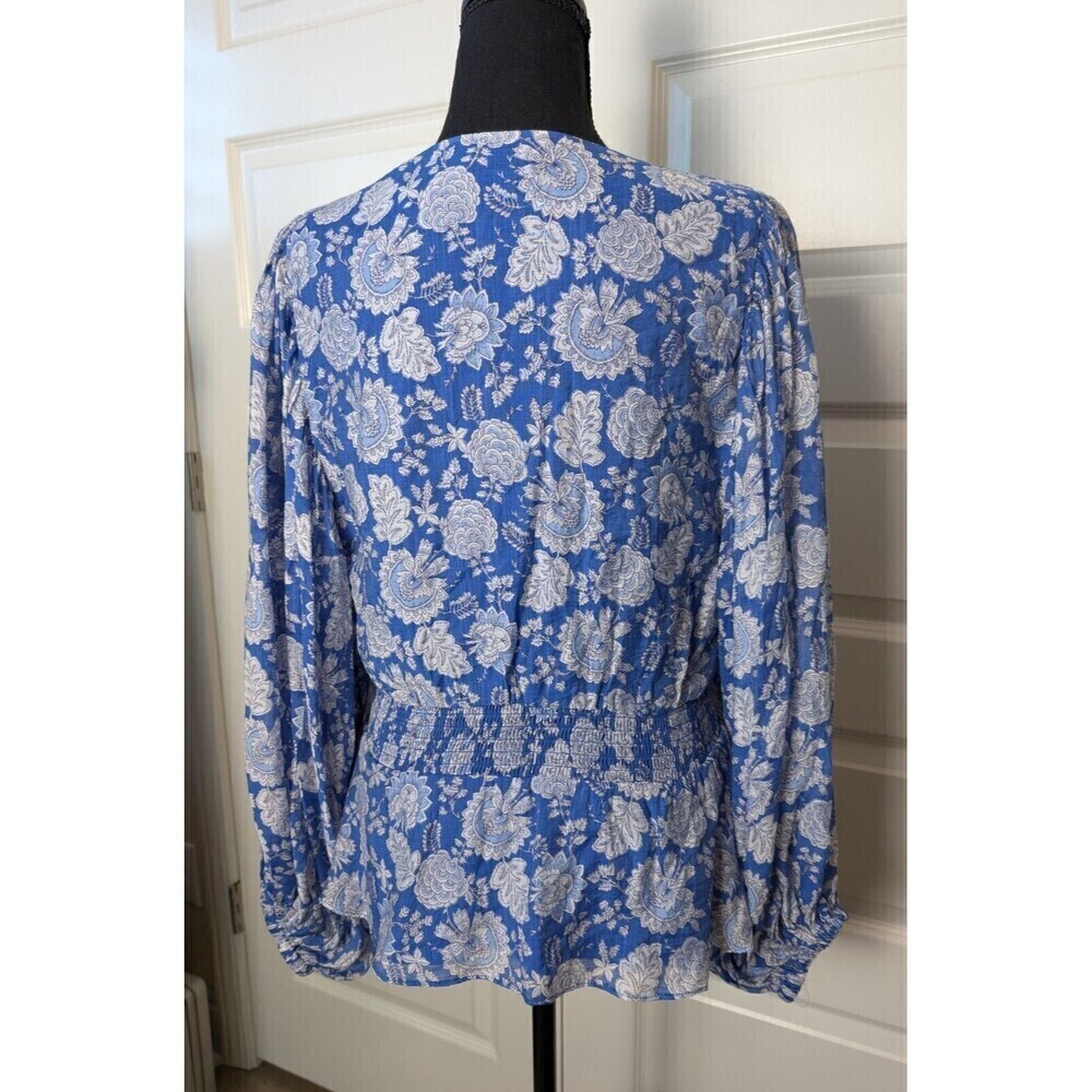 Vince Camuto V-Neck Peplum Top Blue and White Floral Blouse Top Size Small - Picture 4 of 15